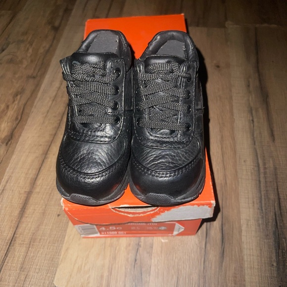 NIB Nike Toddler Air Max Goadome Black ACG Size 4.5C - Picture 3 of 6